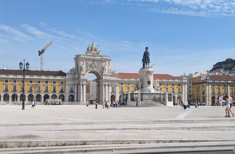 Read more about the article Walking the River and Lisbon History